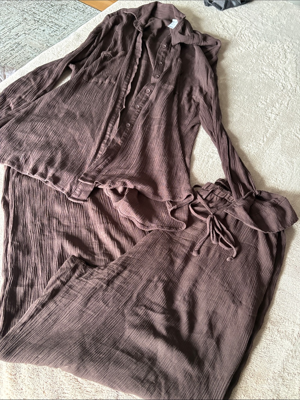 Women's Brown Two-Piece Lounge Set - Cozy Button-Up Top & Drawstring Pants